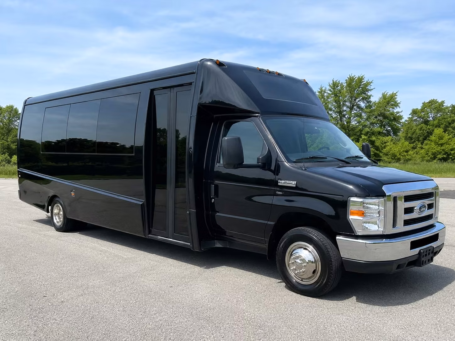 15 passenger minibus