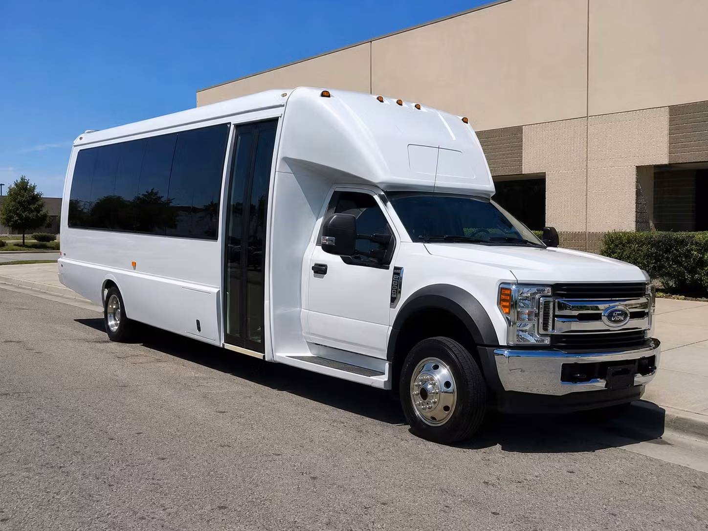 18 passenger minibus