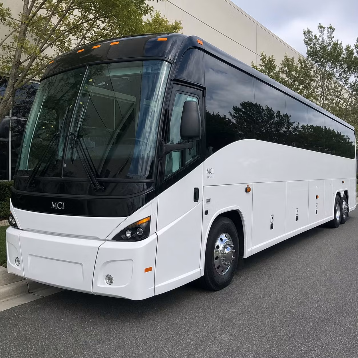 charterbusrentalpalmdaleca com lets you compare buses for law enforcement emergency response transportation in palmdale