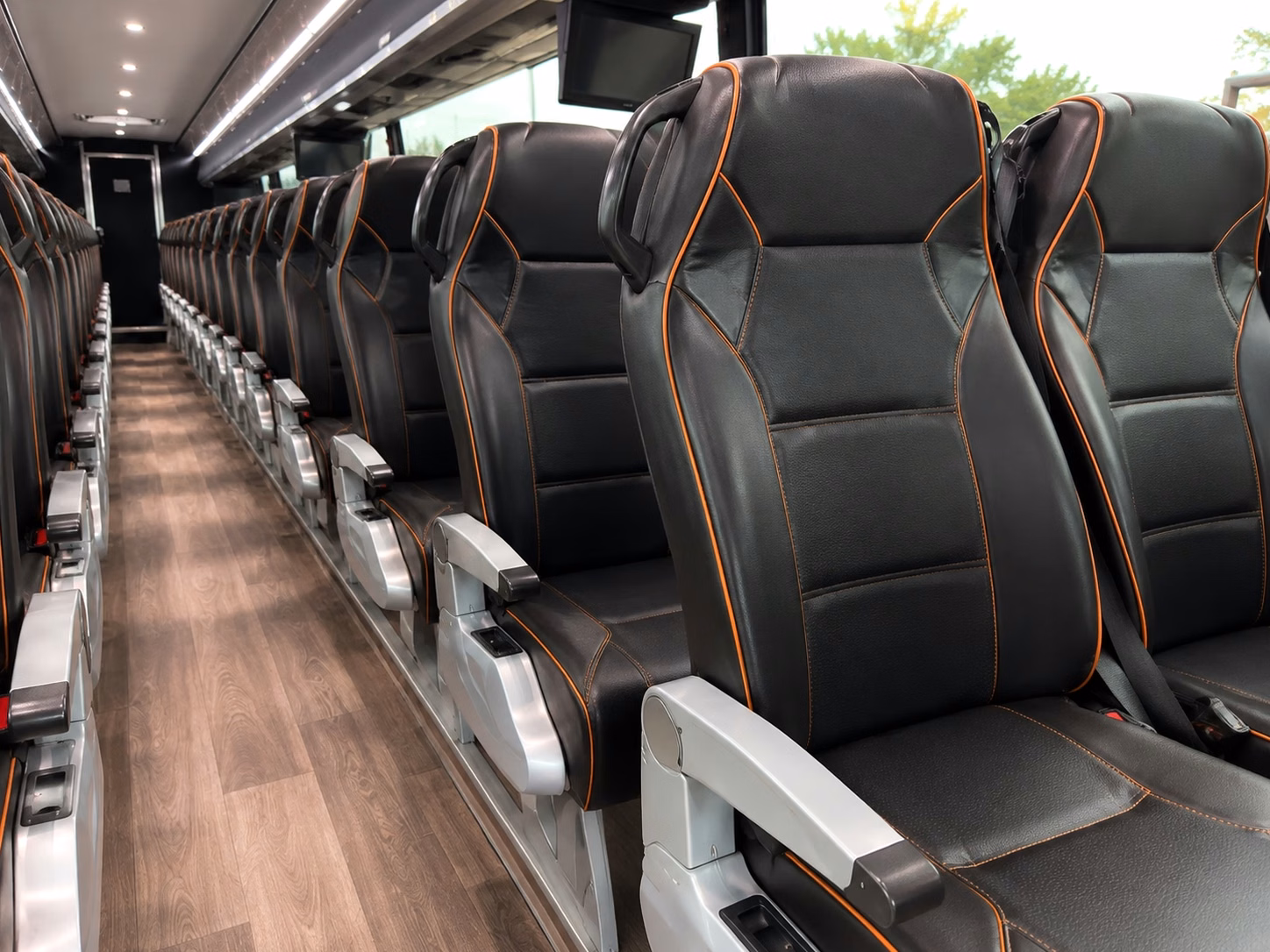 shuttle buses for palmdale wedding guests staying at nearby hotels