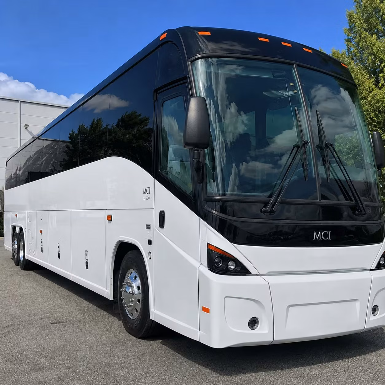 shuttle transportation for edwards air force base personnel and contractors in palmdale